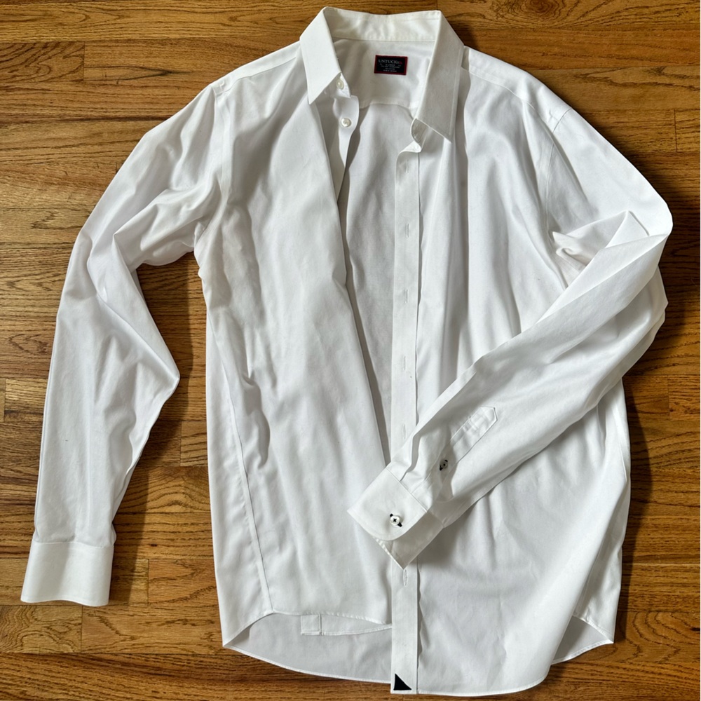 Untuckit size XL Wrinkle-Free Dress Shirt WHITE